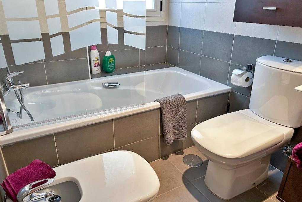 Piso Bajo 3 Habitaciones 2 Banos Y Gran Terraza Dénia Exterior foto