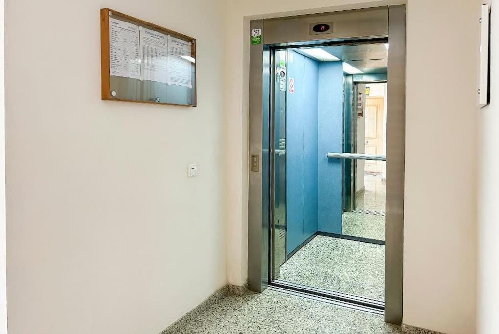 Piso Bajo 3 Habitaciones 2 Banos Y Gran Terraza Dénia Exterior foto